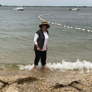 Meet your Posher, Julie